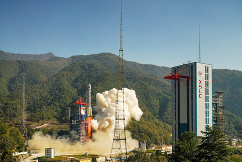 追夢航天向天行&mdash;&mdash;西昌衛星發射中心航天報國50年全景掃描