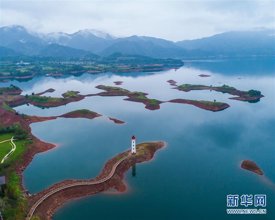 （壯闊東方潮 奮進新時代&mdash;&mdash;慶祝改革開放40年）（6）美麗中華大地書寫綠色傳奇