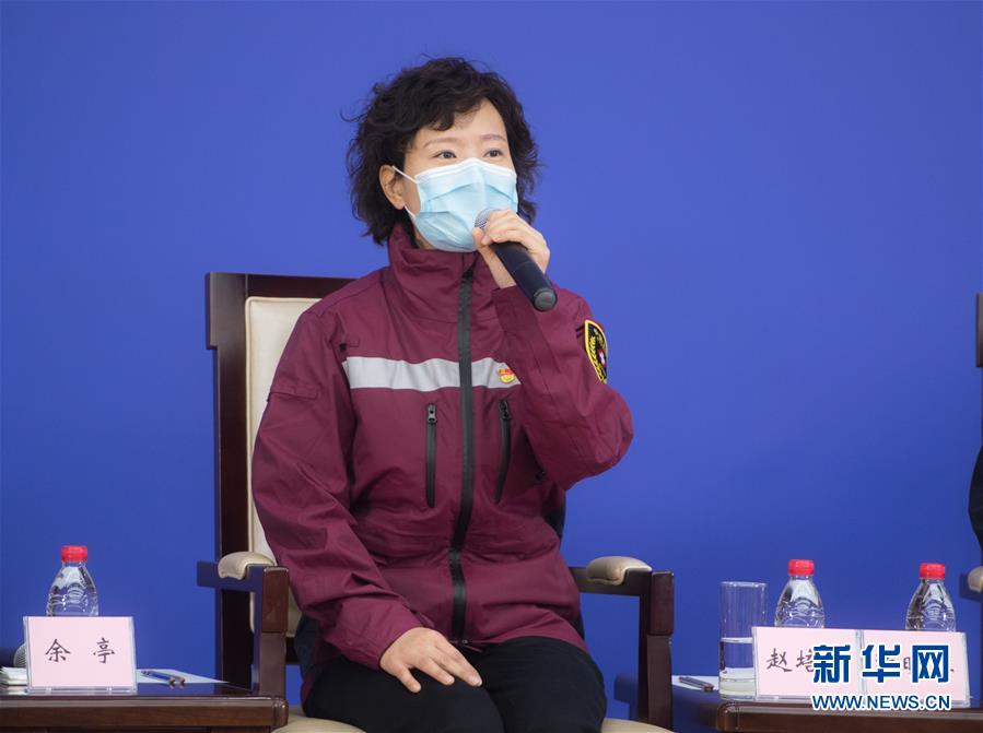 （聚焦疫情防控&middot;圖文互動）（5）分秒必爭！一切為了治病救人&mdash;&mdash;中國抗疫生命至上的生動實踐