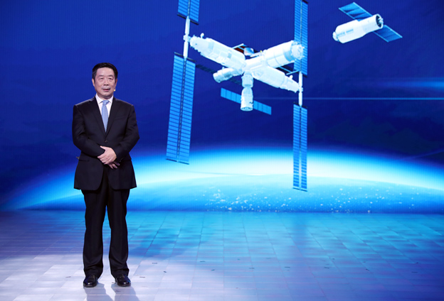 將要建造的空間站基本構(gòu)型有三個(gè)艙，構(gòu)成英文T字型