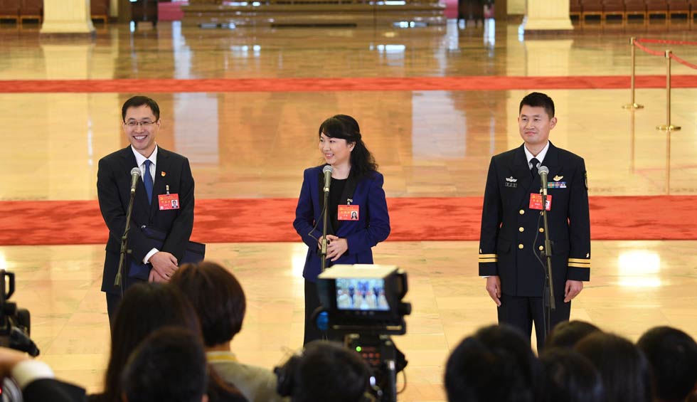 孟祥飛、李媛、曹先建接受采訪
