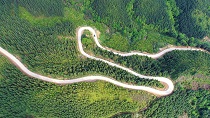 江西萬載：青山綠水間 &ldquo;四好農村路&rdquo;