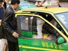 武漢回應縮水出租 12萬購車價含份子錢