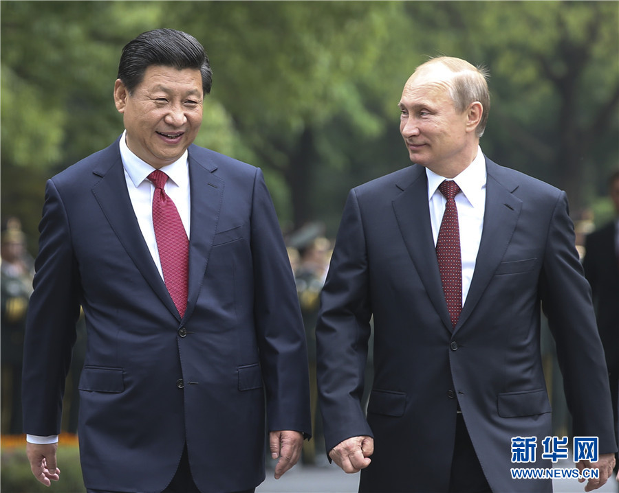 這是會談前，習近平在上海西郊會議中心廣場為普京舉行歡迎儀式。新華社記者 蘭紅光 攝 