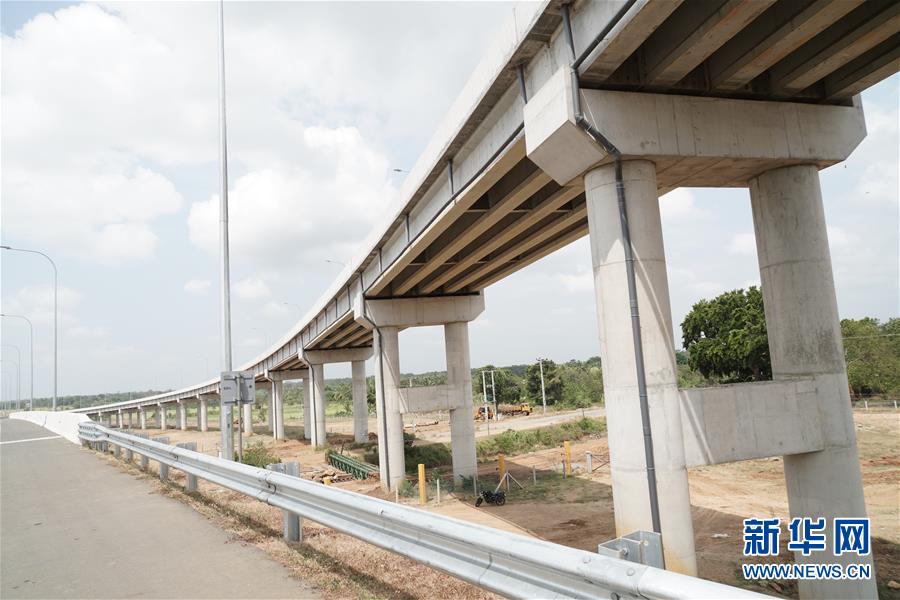 （國際&middot;圖文互動）（8）中企承建斯里蘭卡南部高速公路延長線全線通車
