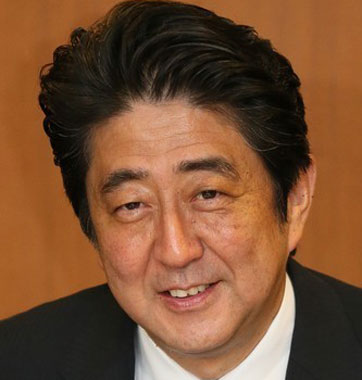 安倍捱過&ldquo;大考&rdquo; 修憲圖窮匕現